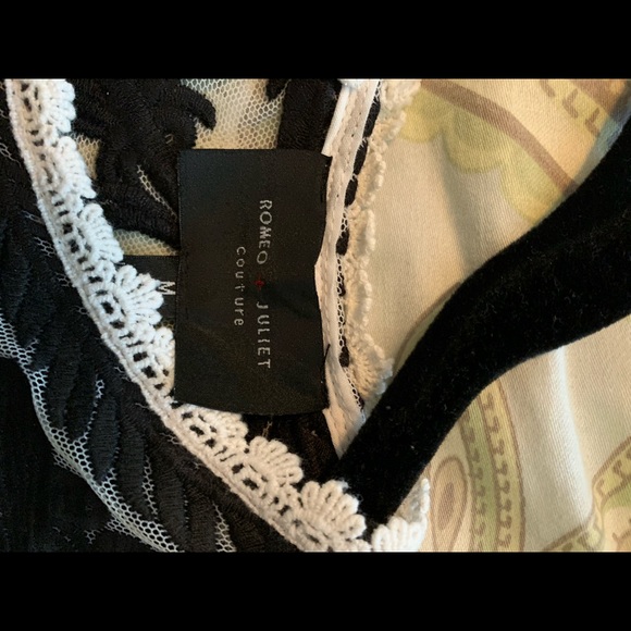 POL Sleeveless Lace Shirt in EUC size M - Picture 4 of 5